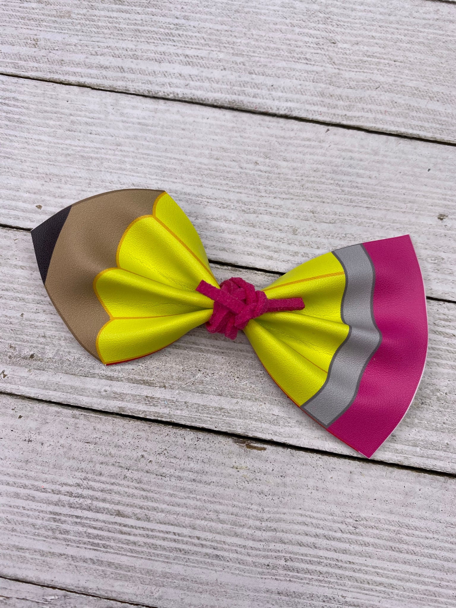 Pinch Pencil Bow