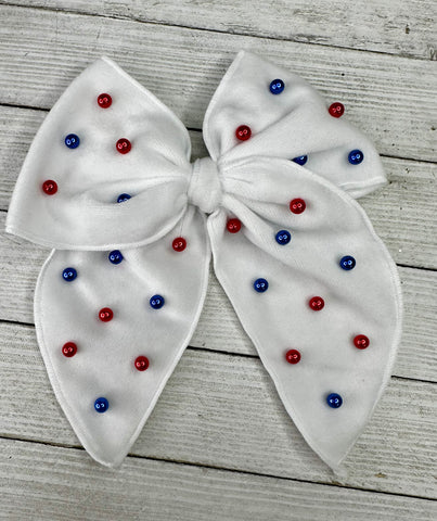 White pearl hand tied