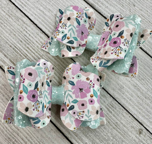 Minty Floral Piggy Set