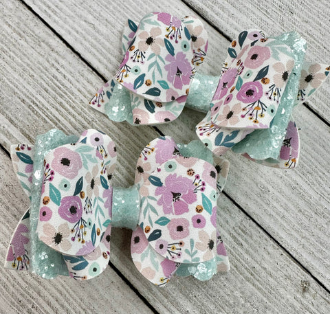 Minty Floral Piggy Set