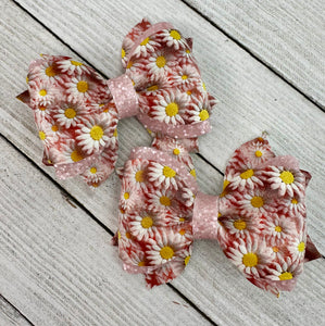 Pink Daisy Piggy Set