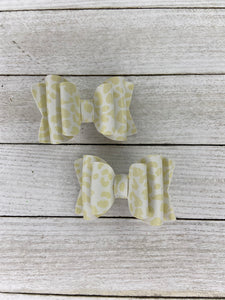 Butter yellow piggy set